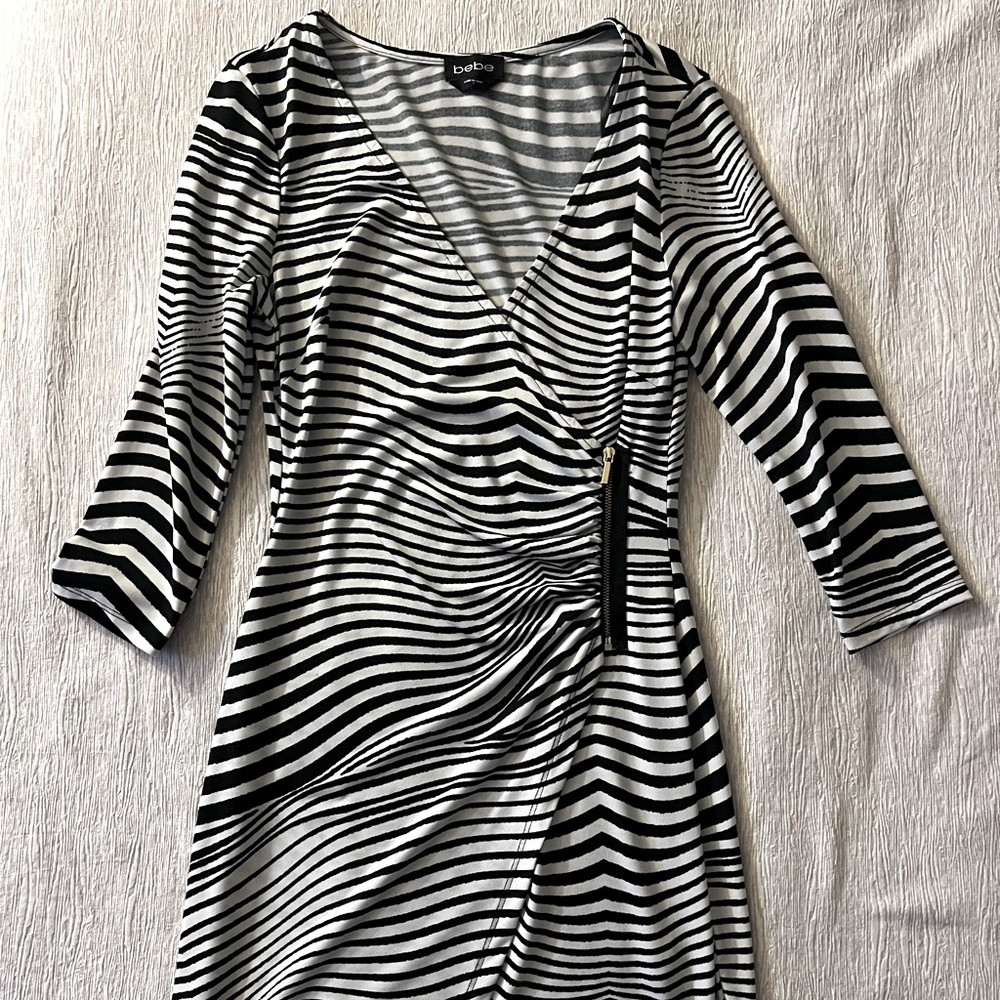 Bebe Dress Striped Black And White